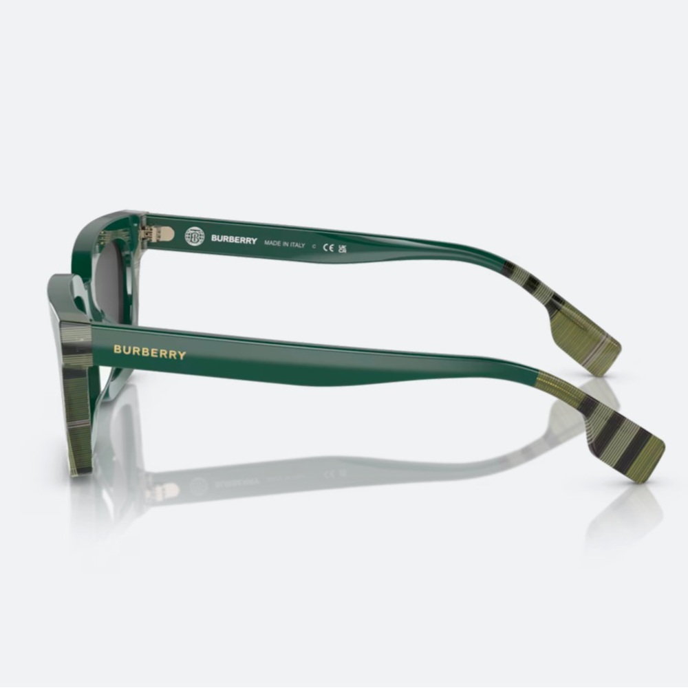 Burberry Green Sunglasses - Picture 3 of 15